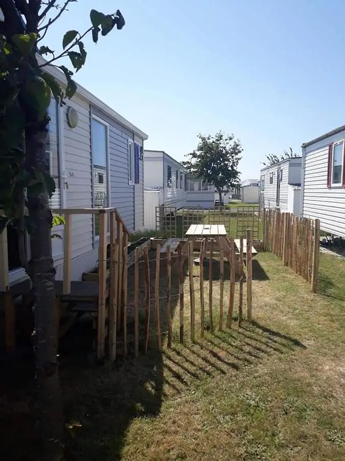 Stacaravan 4Pers In Bredene Met Eigen Tuintje 2449 Holiday home