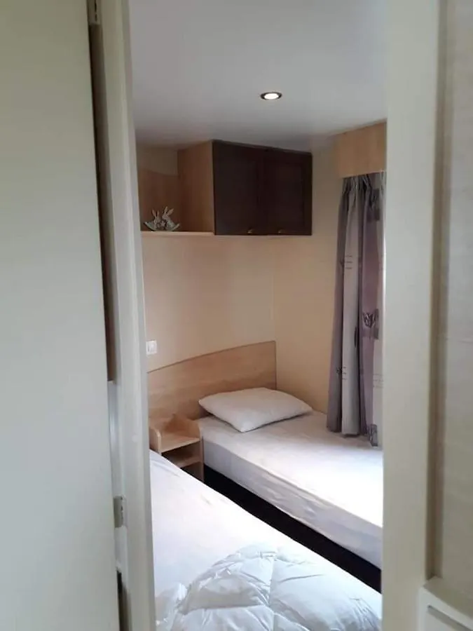 Holiday home Stacaravan 4Pers In Bredene Met Eigen Tuintje 2449