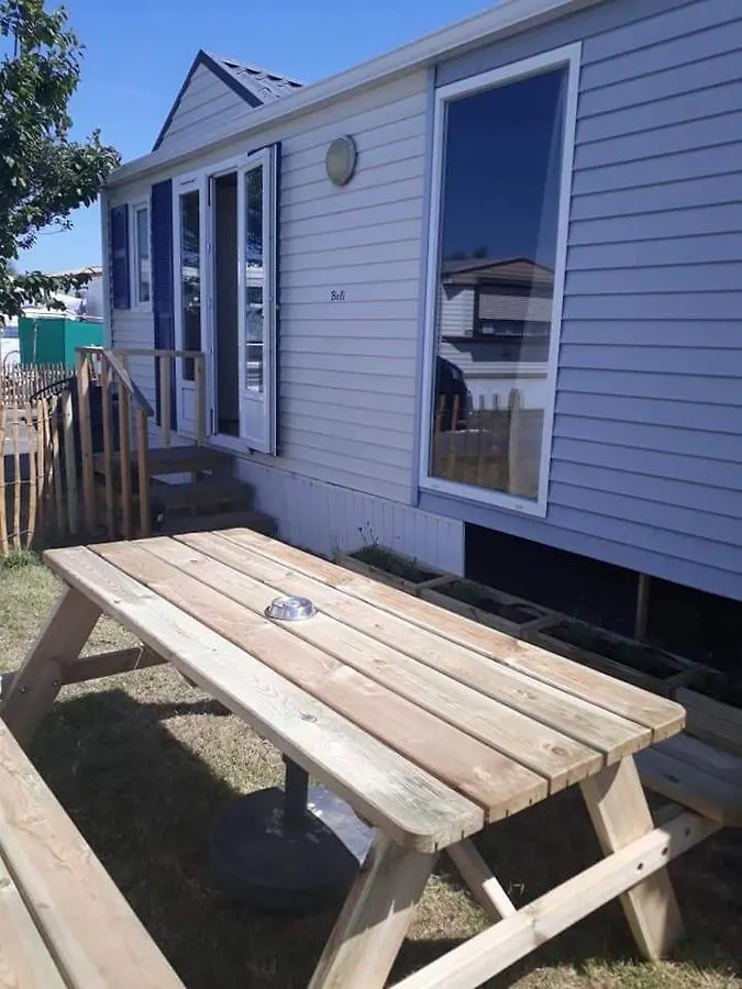 Stacaravan 4Pers In Bredene Met Eigen Tuintje 2449 0*,  Belgium